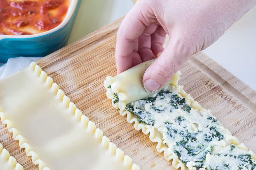 Lasagna Rolls - Rolling