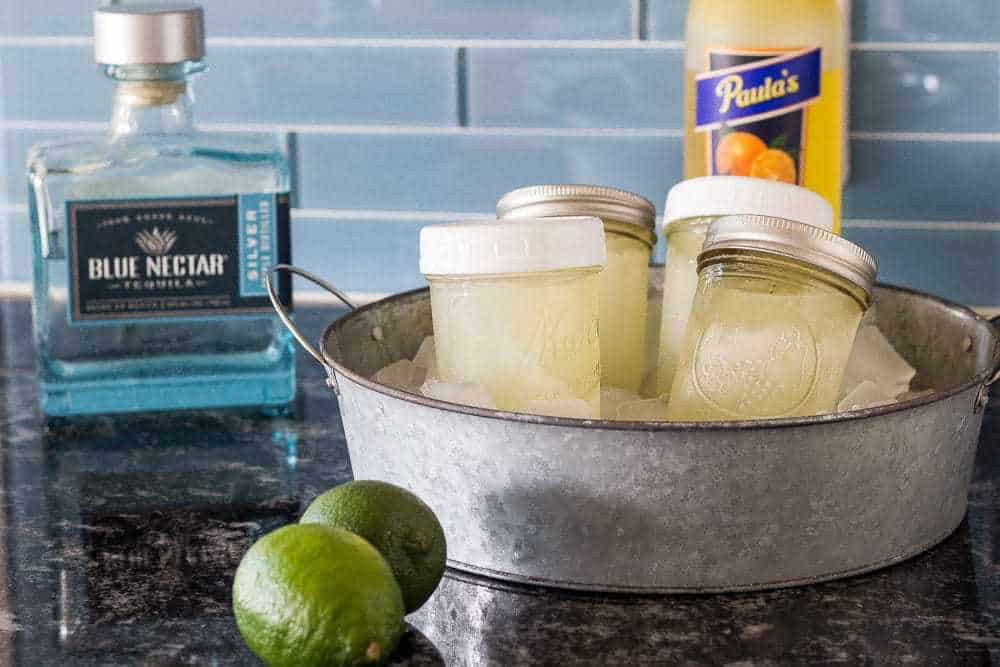 Mason jar margaritas make every party better!