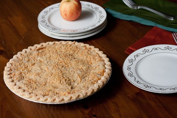 Apple Pie - Autumnal thoughts, an apple pie, and a giveaway for the canning-inclined.