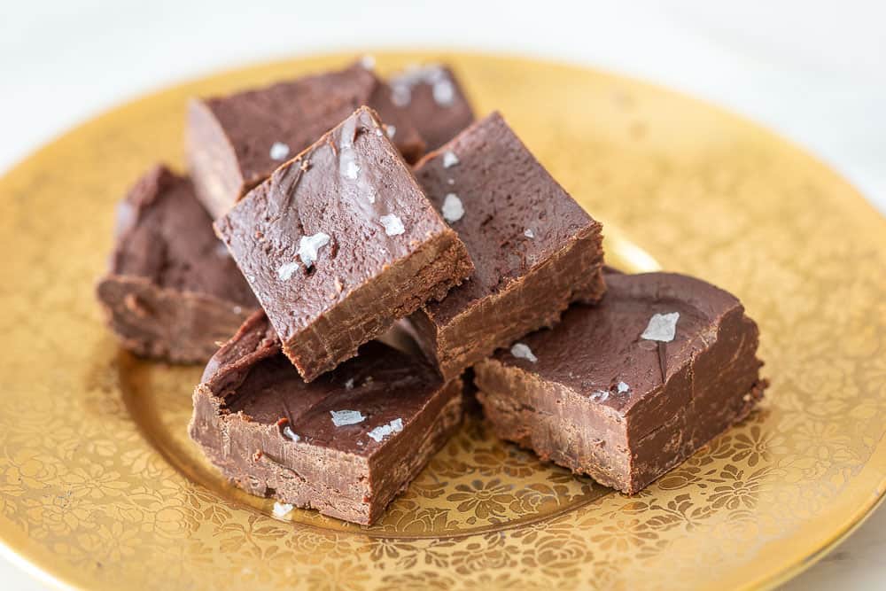 Dark chocolate fudge with sea salt