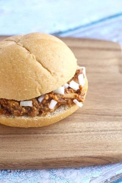 Barbecue chicken sandwich