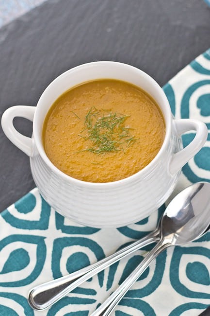 Roasted Carrot and Fennel Soup - A simple recipe for vegan roasted carrot & fennel soup. Roasted Carrot and Fennel Soup - A simple recipe for vegan roasted carrot & fennel soup.