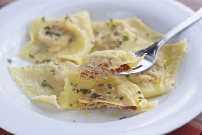 chicken ravioli - Sundried Tomato and Chicken Ravioli