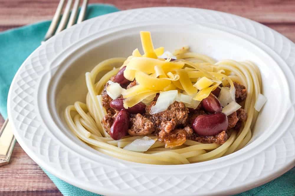 serving of cincinnati chili