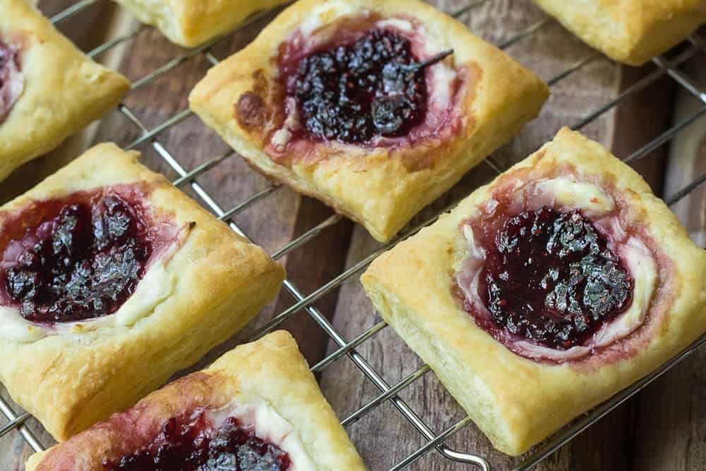 Starbucks Red Berry Danish makes for a great bite that doesn't leave you overwhelmed with sweetness.