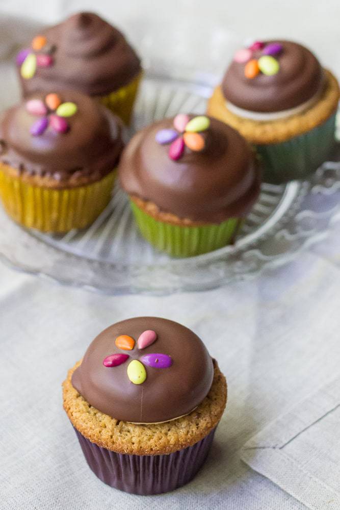 Moon Pie Cupcakes - There are a few steps for these cupcakes, but they're not difficult at all!