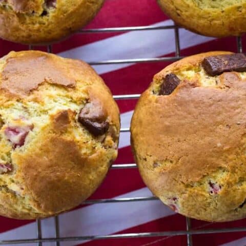 Strawberry Cheesecake Muffins