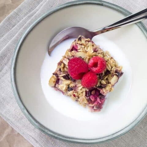 Raspberry Almond Baked Oatmeal