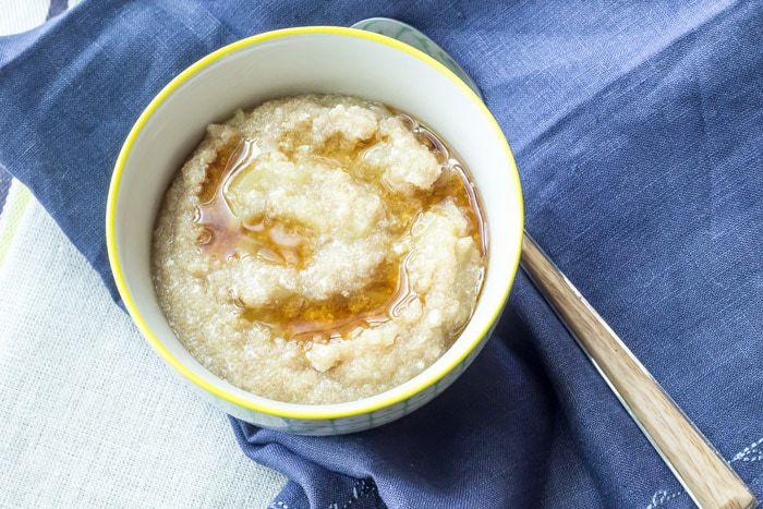 Top view of amaranth porridge