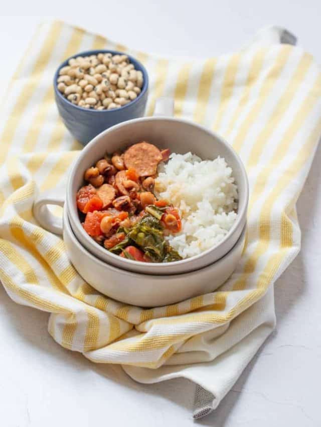 Slow Cooker Black Eyed Peas and Sausage stetted