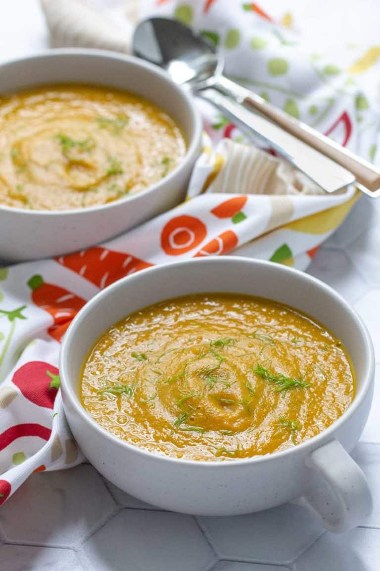 roasted carrot and fennel soup in bowls