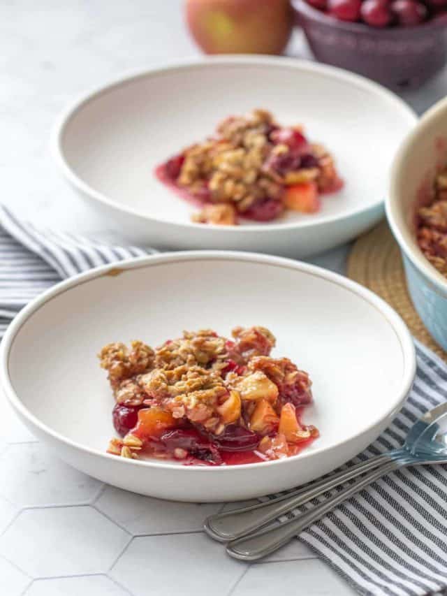 How to Make Apple Cranberry Crisp