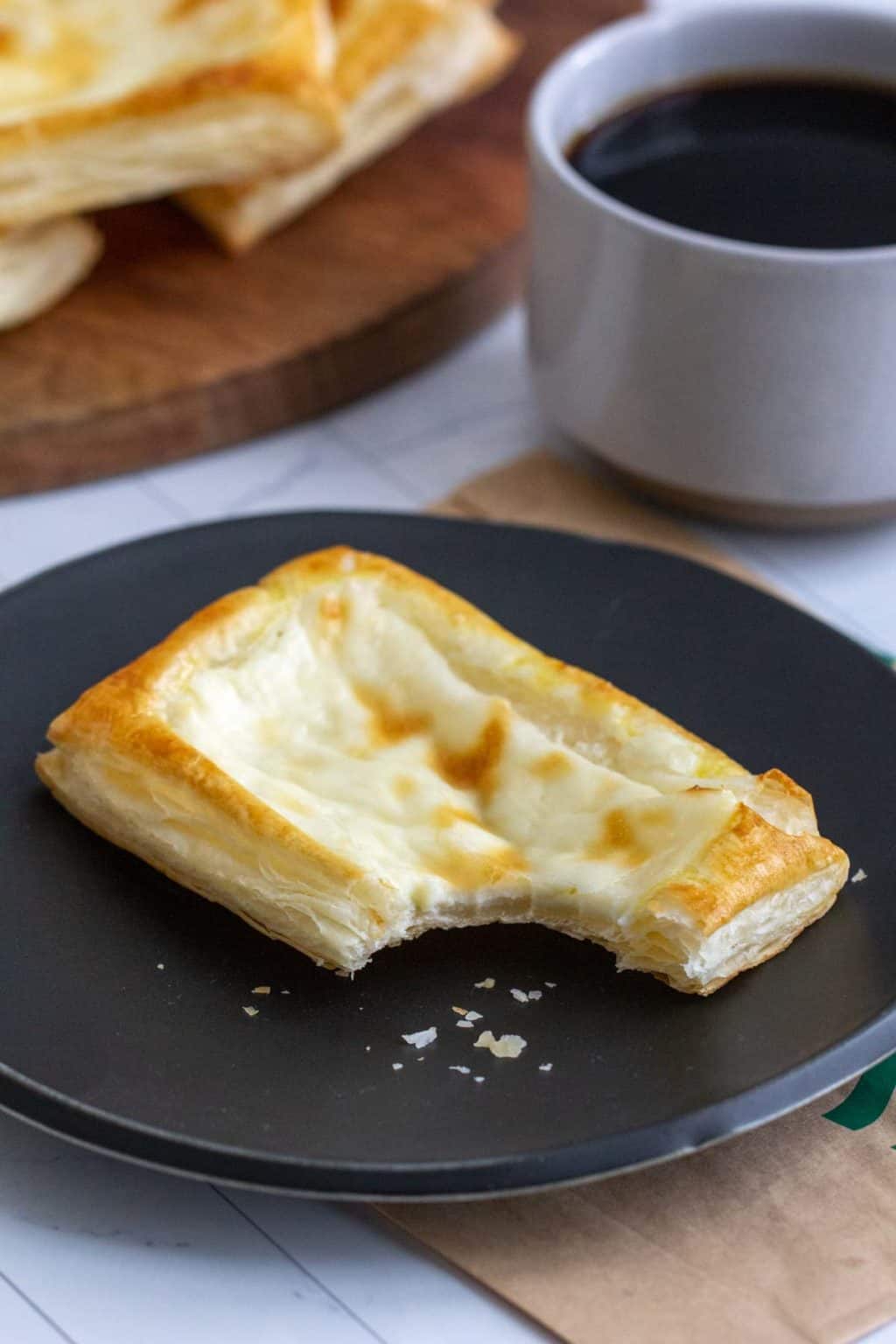 Easy Homemade Starbucks Cheese Danish stetted