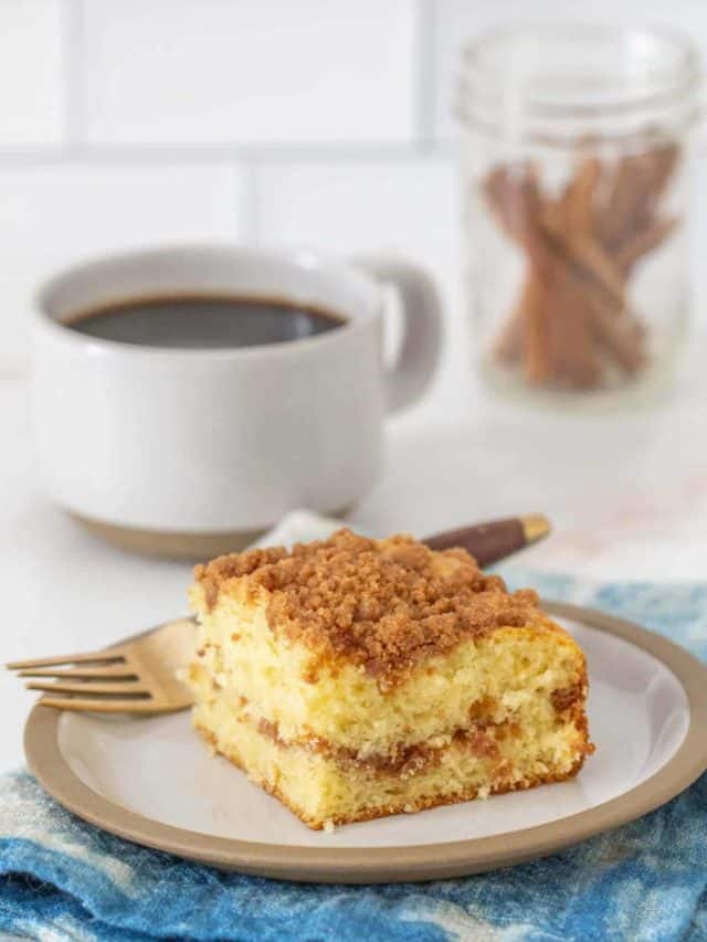 Classic Cinnamon Coffee Cake