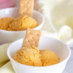 pumpkin ice cream in bowls