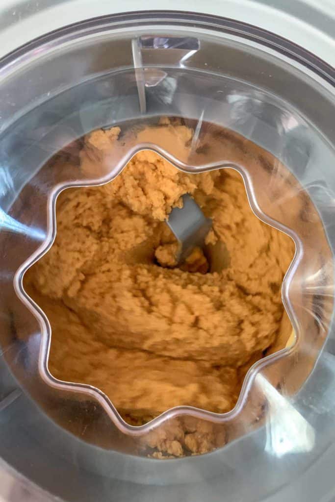 churning pumpkin ice cream
