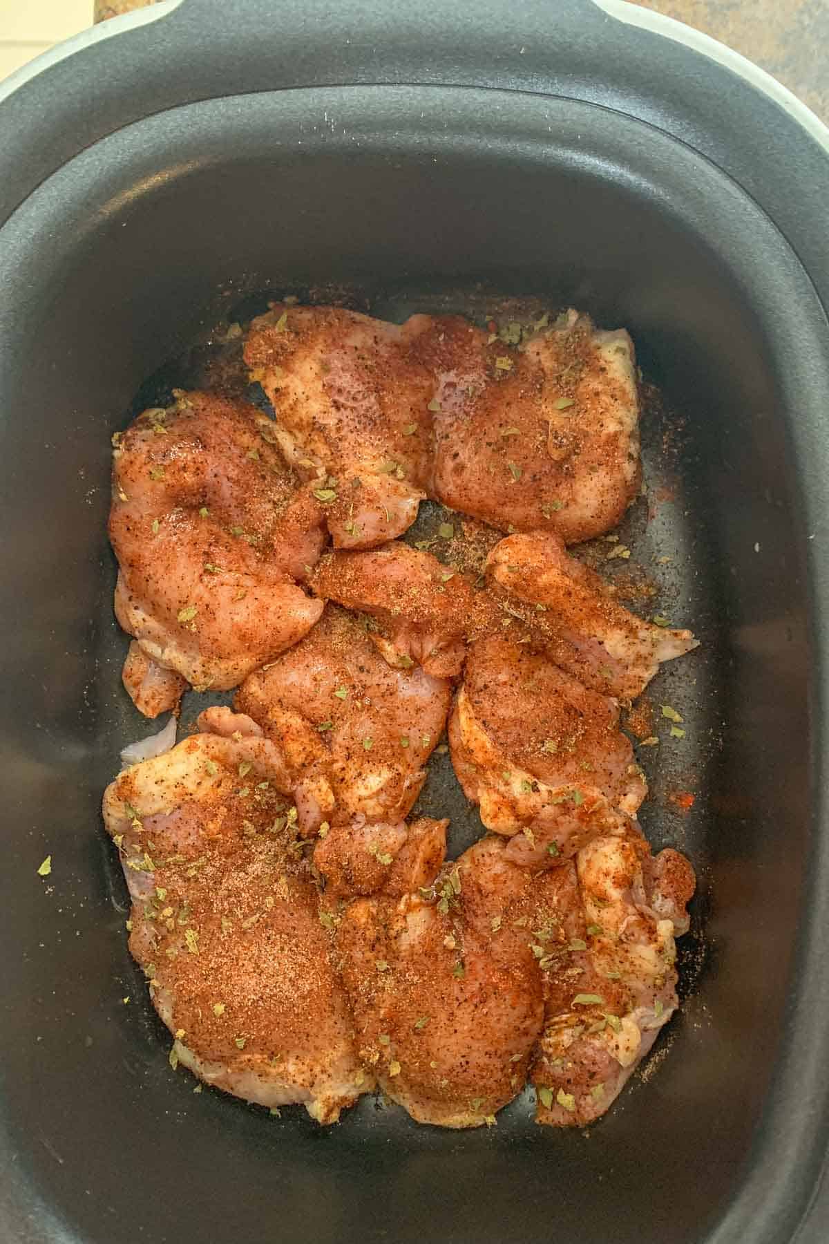 seasoned chicken thighs in crock pot