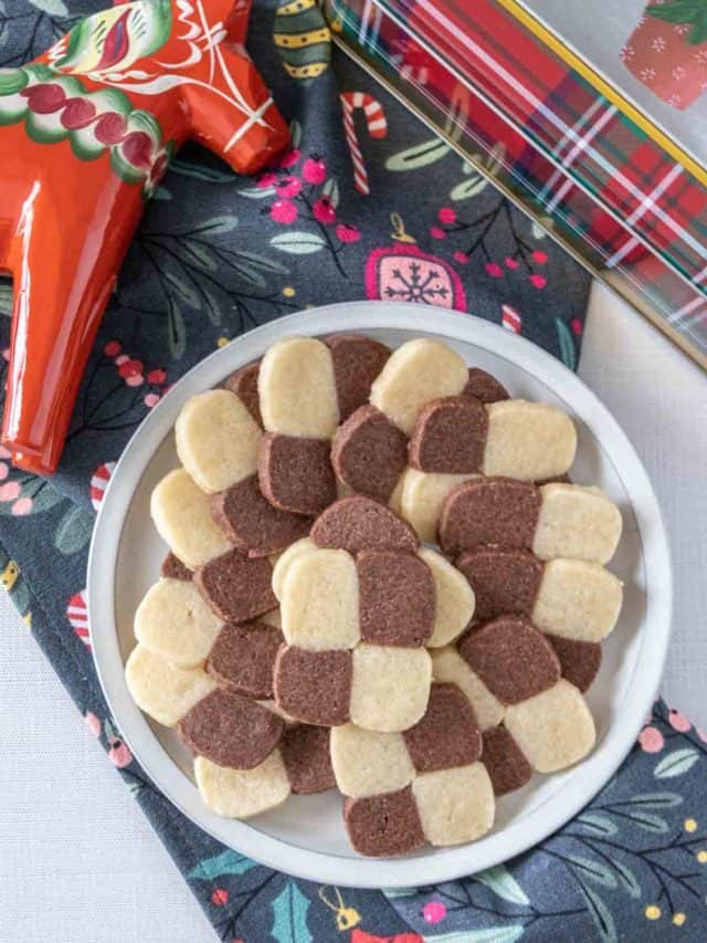 Sliced Checkerboard Cookies