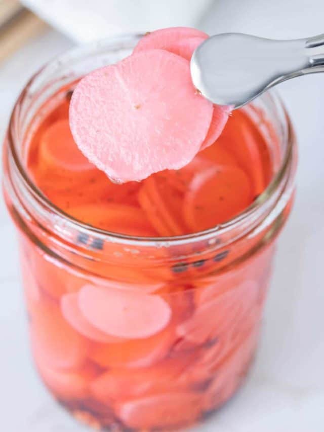 How to Make Pickled Radishes