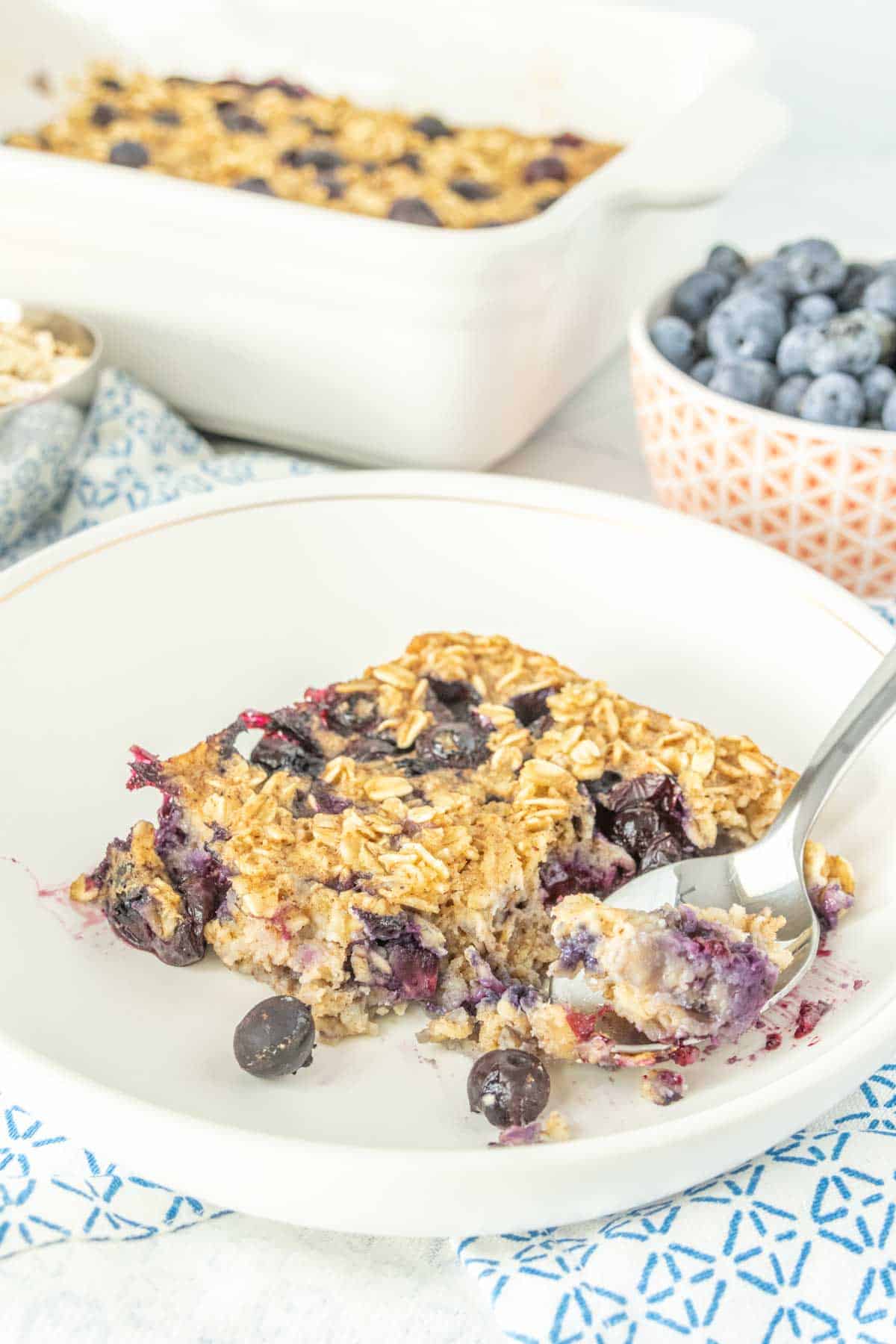 Baked Blueberry Oatmeal Cups