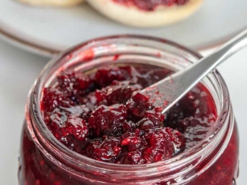 Blackberry JAM Lemongrass Blackberry Jam with Basil - stetted